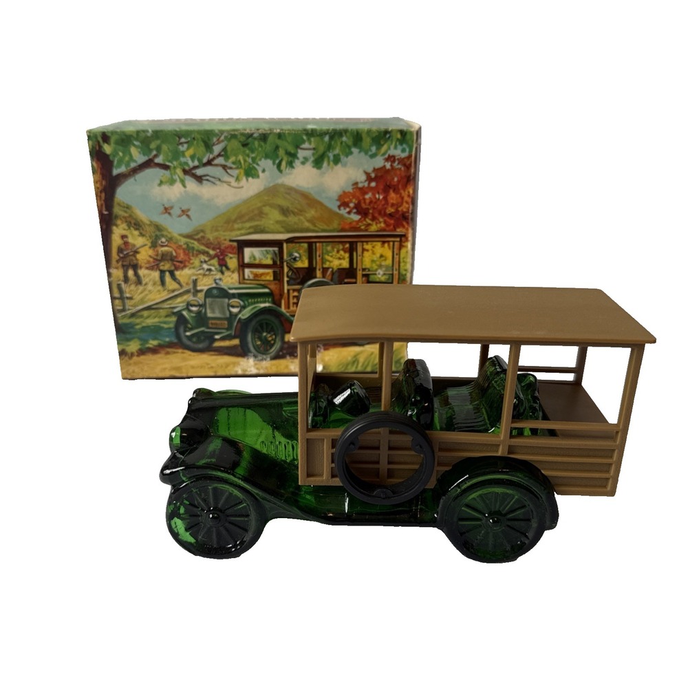 Vintage Avon 1923 Station Wagon Decanter Tai Winds 6oz FULL With Box Woody Car